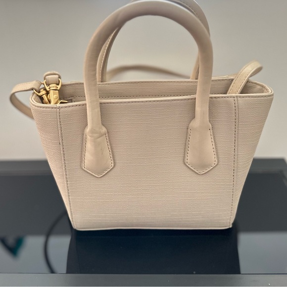 Dagne Dover Handbags - Petite Dagne Dover tote in linen.
